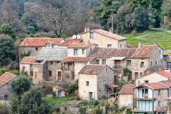 Le hameau de Cauduro dans l'Hérault