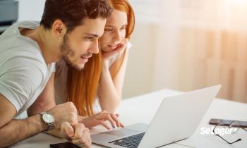 Les réseaux sociaux sont utilisés par 59 % des acheteurs immobiliers. © alfa27 80 % des Français consultent Internet avant d'acheter un bien immobilier