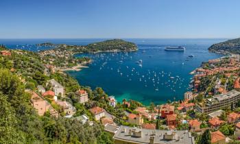 Vue aérienne de Villefranche-sur-Mer en France