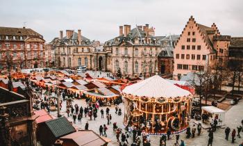 Vue sur le marché de Noël de Strasbourg