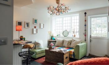 Pour un locataire, le préavis à respecter pour quitter un logement meublé est d’un mois. © SolStock - Getty images