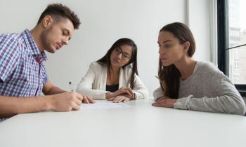 Divorce : comment procéder au rachat de la maison commune ? © fizkes – Getty Images
