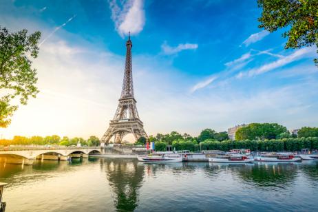 Tour Eiffel sur la Seine
