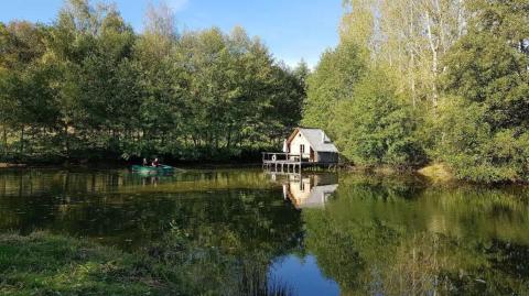 Une nuit au milieu des marais