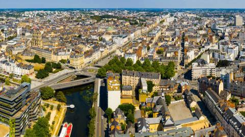 Rennes est la ville de province la plus touchée par la pénurie de logements pour les étudiants, avec 104 demandes d’étudiants pour un logement. © JackF - Getty images