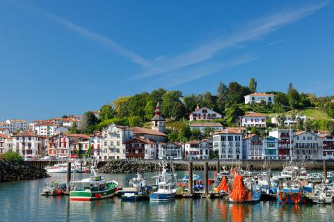 Saint Jean de Luz encadrement loyers pays basque
