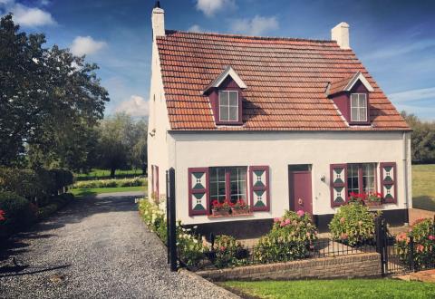 Bien qu’obligatoire pour la vente d’une maison, certains biens sont exemptés de DPE. © anouchka - Getty Images