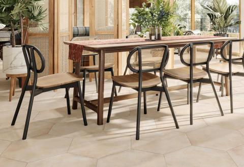 Carrelage Réflex boutique dans un salon