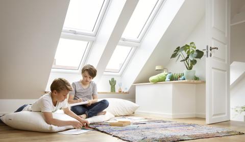 Chambre d'enfant lumineuse avec VELUX
