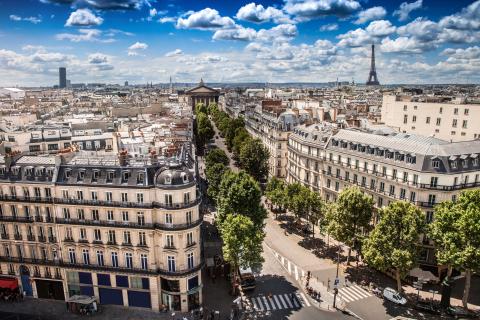 High city view of Paris during a beautiful day