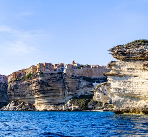 Littoral ville de Bonifacio en Corse